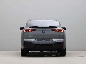 BMW iX2 (2026) thumbnail 6