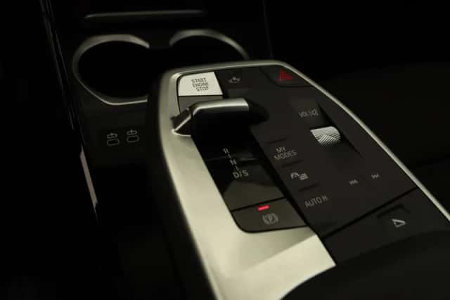 BMW X2 (2025) thumbnail 16