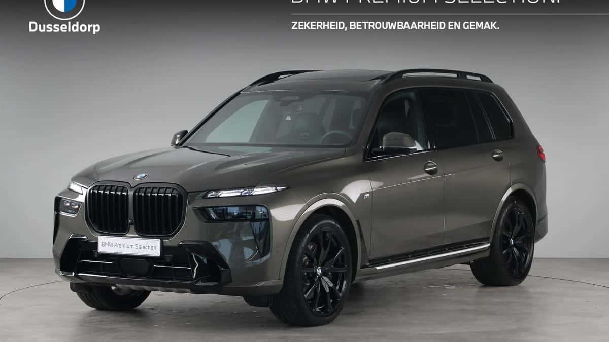 BMW X7 (2025) — foto 1