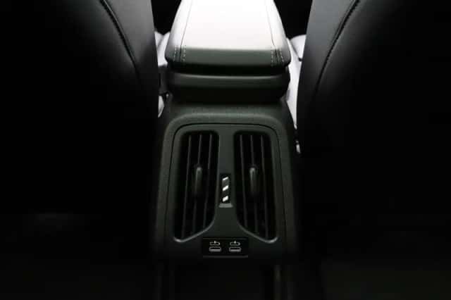 BMW iX2 (2026) thumbnail 19
