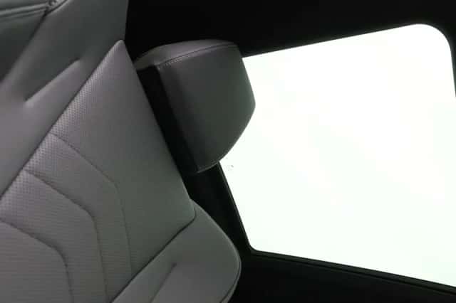 BMW iX2 (2026) thumbnail 24