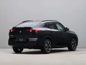 BMW iX2 (2026) thumbnail 9