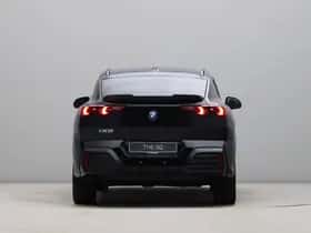 BMW iX2 (2026) thumbnail 10