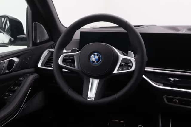 BMW X5 (2026) thumbnail 16