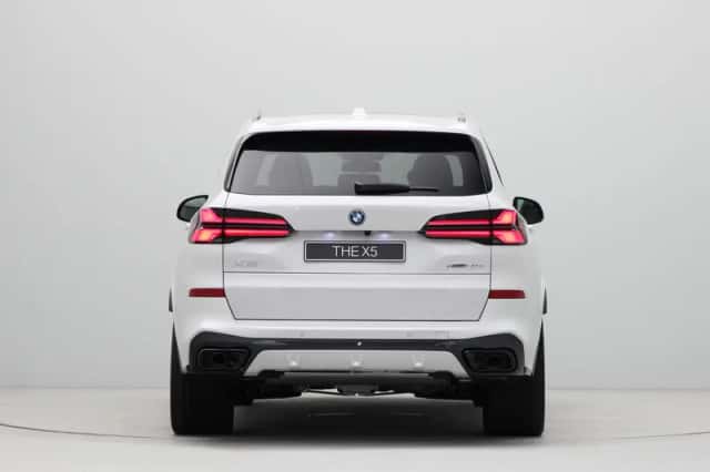 BMW X5 (2026) thumbnail 6