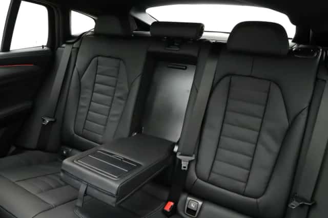 BMW X4 (2026) thumbnail 18