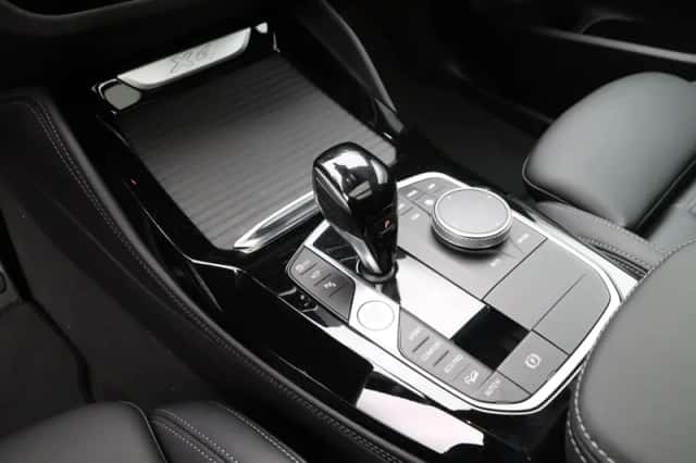 BMW X4 (2026) thumbnail 19