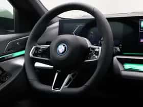 BMW 5-Serie (2025) thumbnail 2