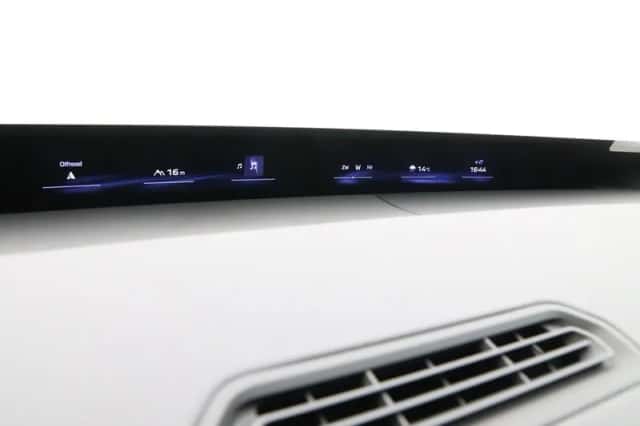 BMW iX3 (2026) thumbnail 17