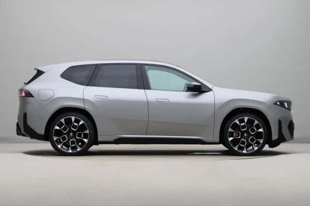 BMW iX3 (2026) thumbnail 4