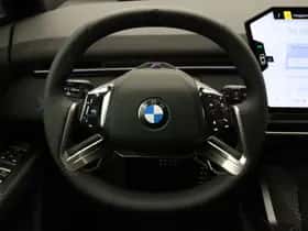 BMW iX3 (2026) thumbnail 31