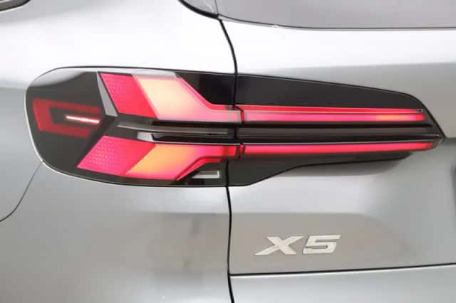 BMW X5 (2025) thumbnail 22