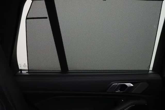 BMW X5 (2025) thumbnail 25
