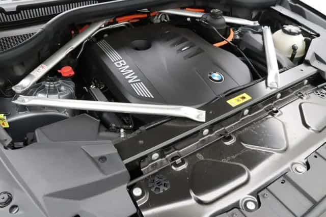 BMW X5 (2025) thumbnail 4