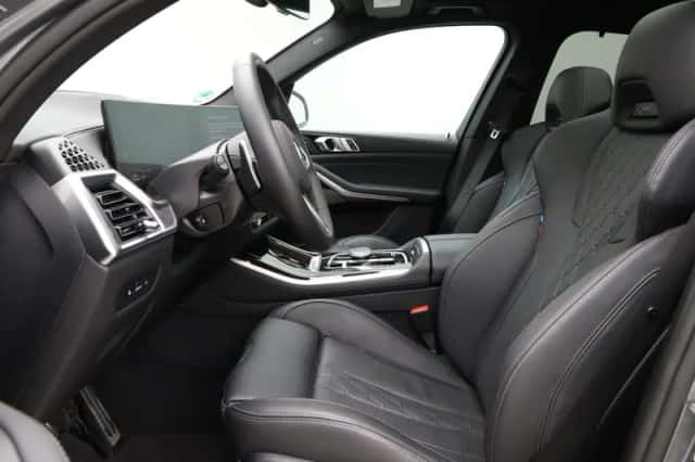BMW X5 (2025) thumbnail 5