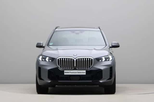 BMW X5 (2025) thumbnail 6