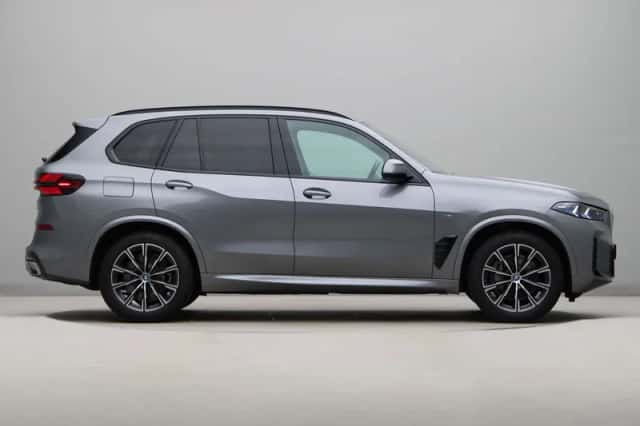 BMW X5 (2025) thumbnail 8