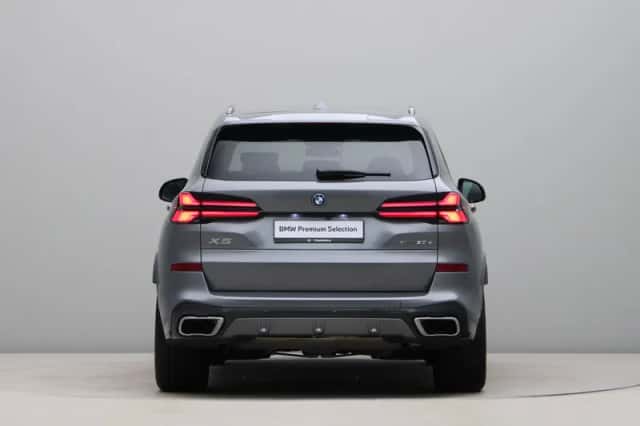 BMW X5 (2025) thumbnail 10