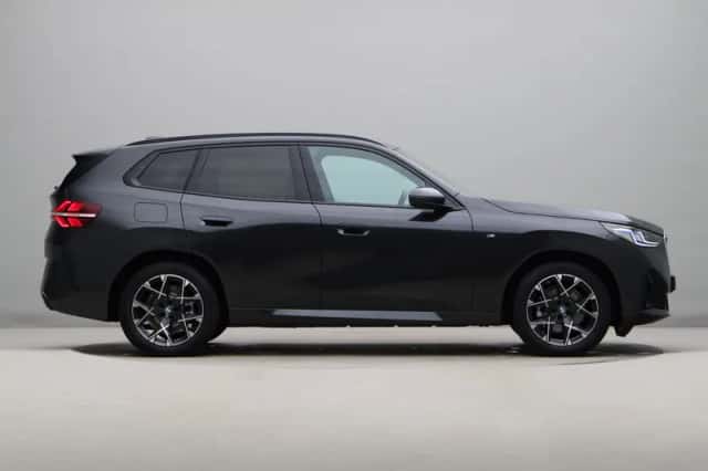 BMW X3 (2026) thumbnail 4