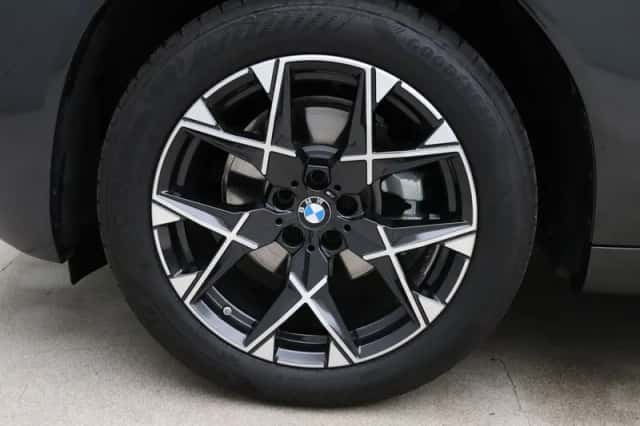 BMW X3 (2026) thumbnail 9