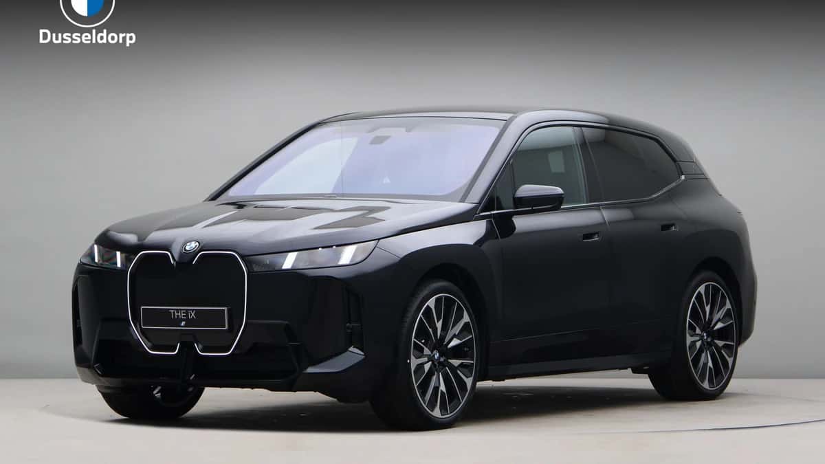 BMW iX (2026) — foto 1