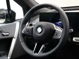 BMW iX (2026) thumbnail 2
