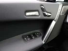 BMW iX (2026) thumbnail 17