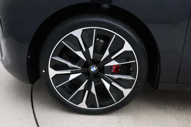 BMW iX (2026) thumbnail 20