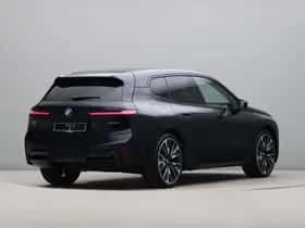 BMW iX (2026) thumbnail 8