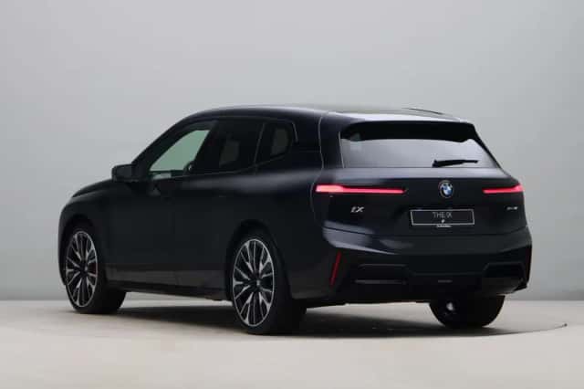 BMW iX (2026) thumbnail 10