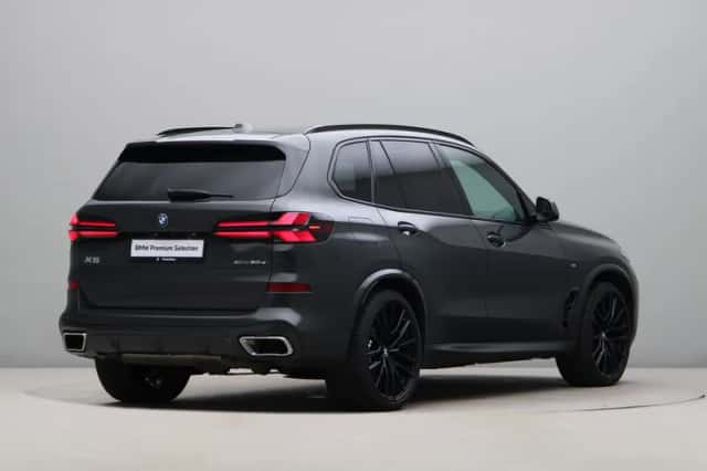 BMW X5 (2025) thumbnail 9