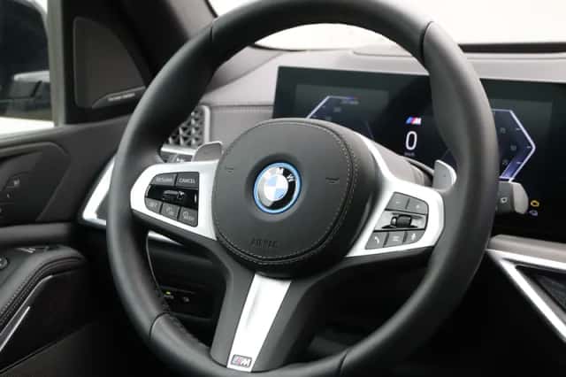 BMW X5 (2025) thumbnail 2