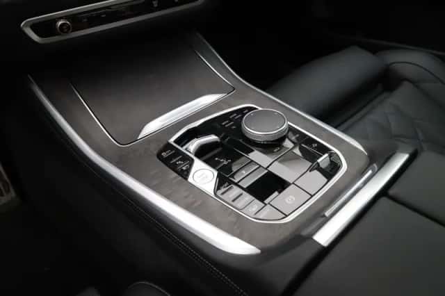 BMW X5 (2025) thumbnail 17
