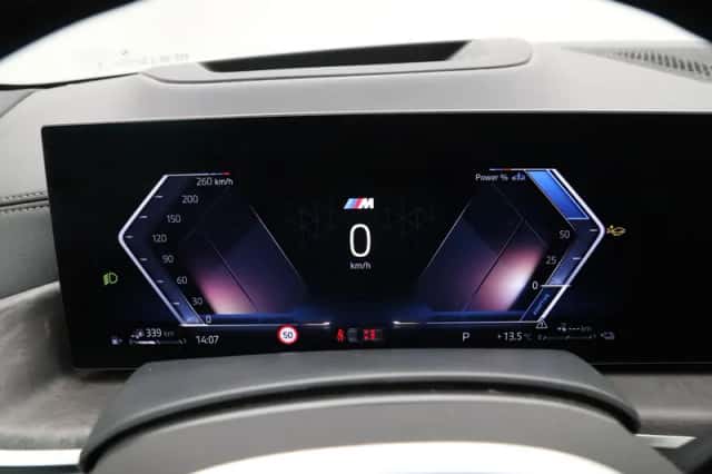 BMW X5 (2025) thumbnail 3