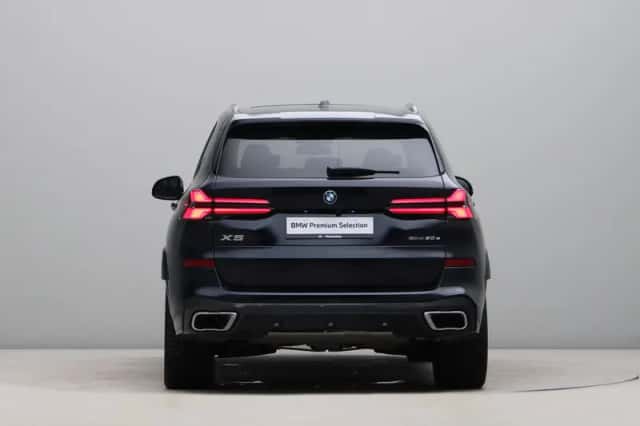 BMW X5 (2025) thumbnail 9