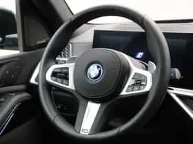 BMW X5 (2025) thumbnail 2