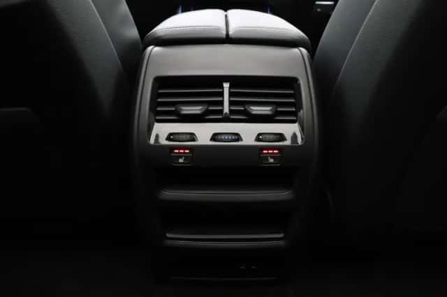 BMW X5 (2025) thumbnail 18