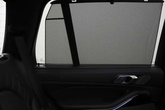 BMW X5 (2025) thumbnail 23