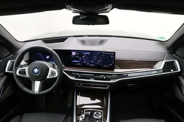 BMW X5 (2025) thumbnail 13