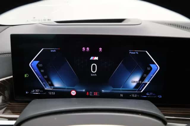 BMW X5 (2025) thumbnail 3