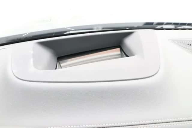 BMW X5 (2025) thumbnail 25
