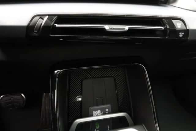 BMW iX1 (2026) thumbnail 14