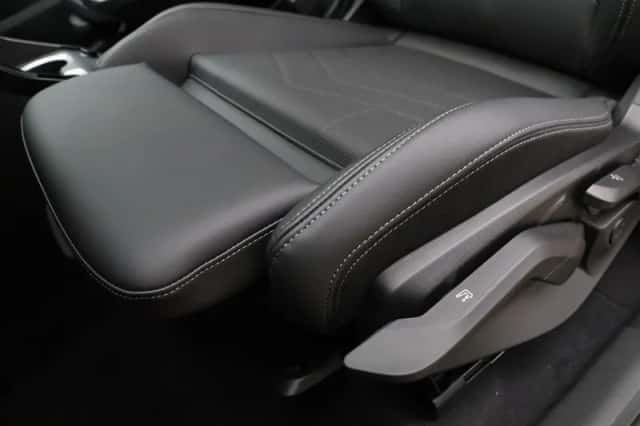 BMW iX1 (2026) thumbnail 16