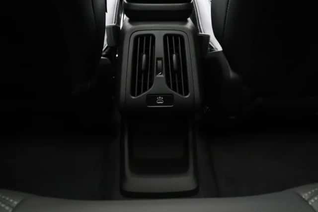 BMW iX1 (2026) thumbnail 19