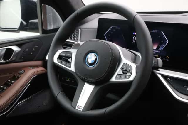 BMW X5 (2026) thumbnail 2