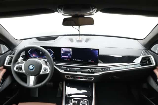 BMW X5 (2026) thumbnail 13