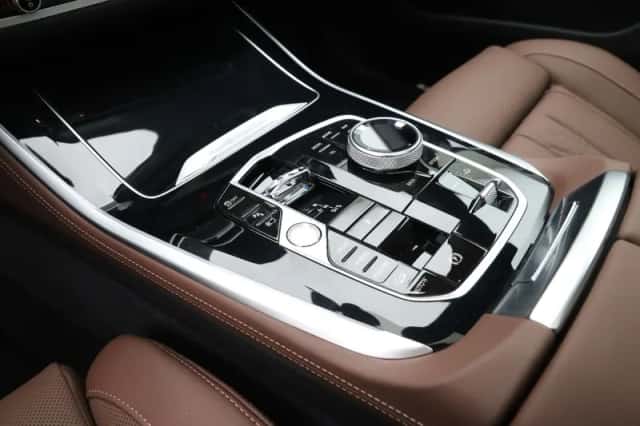 BMW X5 (2026) thumbnail 18