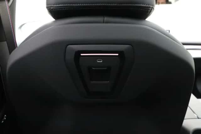 BMW i5 (2026) thumbnail 25