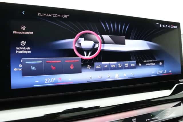 BMW i5 (2026) thumbnail 26
