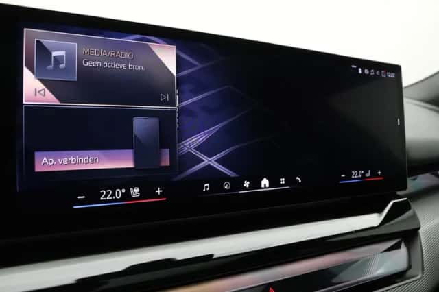 BMW i5 (2026) thumbnail 28